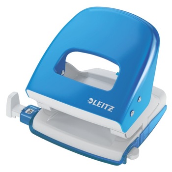 Perforator Leitz 5008, 30 coli, albastru deschis CI Perforator Leitz 5008, 30 coli, albastru deschis CI