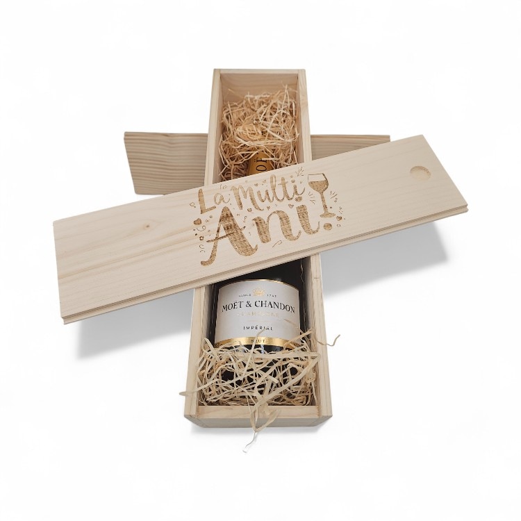 Pachet Cadou Sampanie Moet & Chandon Brut Imperial 12%, 0.75l
