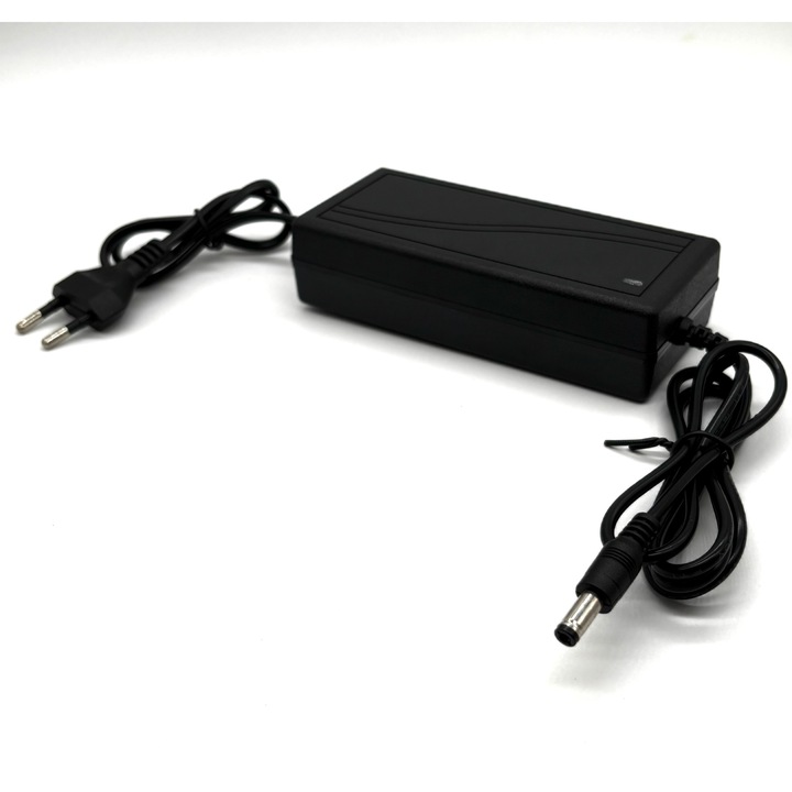 Adaptor de alimentare pentru camere de, 12V 3A, DC 2.1x5.5mm, Cablu 1.5m, Camere Supraveghere, Electronice, Protectie La Supraincalzire, Scurtcircuit Si Suprasarcina, Eficienta Ridicata, Negru