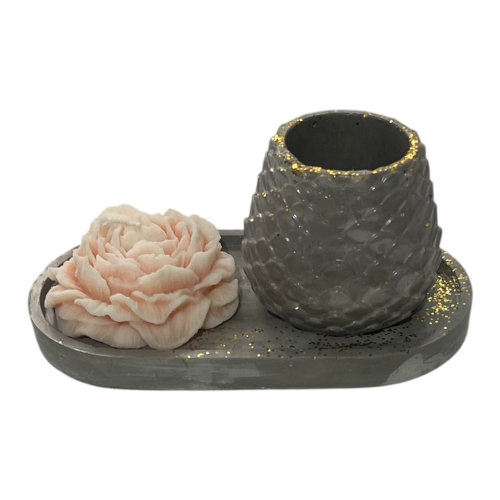 Set tava si ornament tip con din ipsos plus o floare de cera