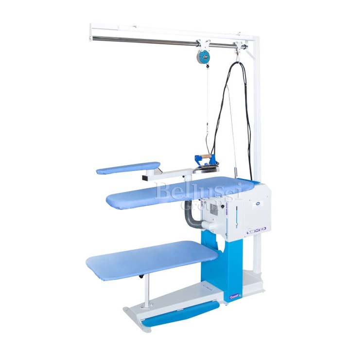 Comel BR/A-SXD ipari vasalódeszka magasságállítással, gőzöléssel, fűthető vasalófelülettel és komplett professzionális tartozékkészlettel