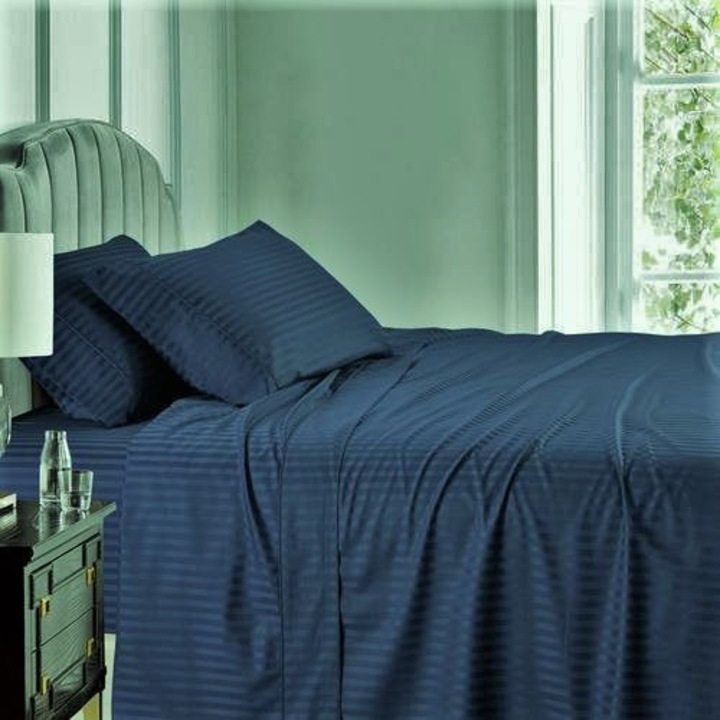 Чаршаф за спане Kotonia Home Deco, 100% памук, Дамаски сатен, размер на райе 1 см, тъмносин, 150x240 см