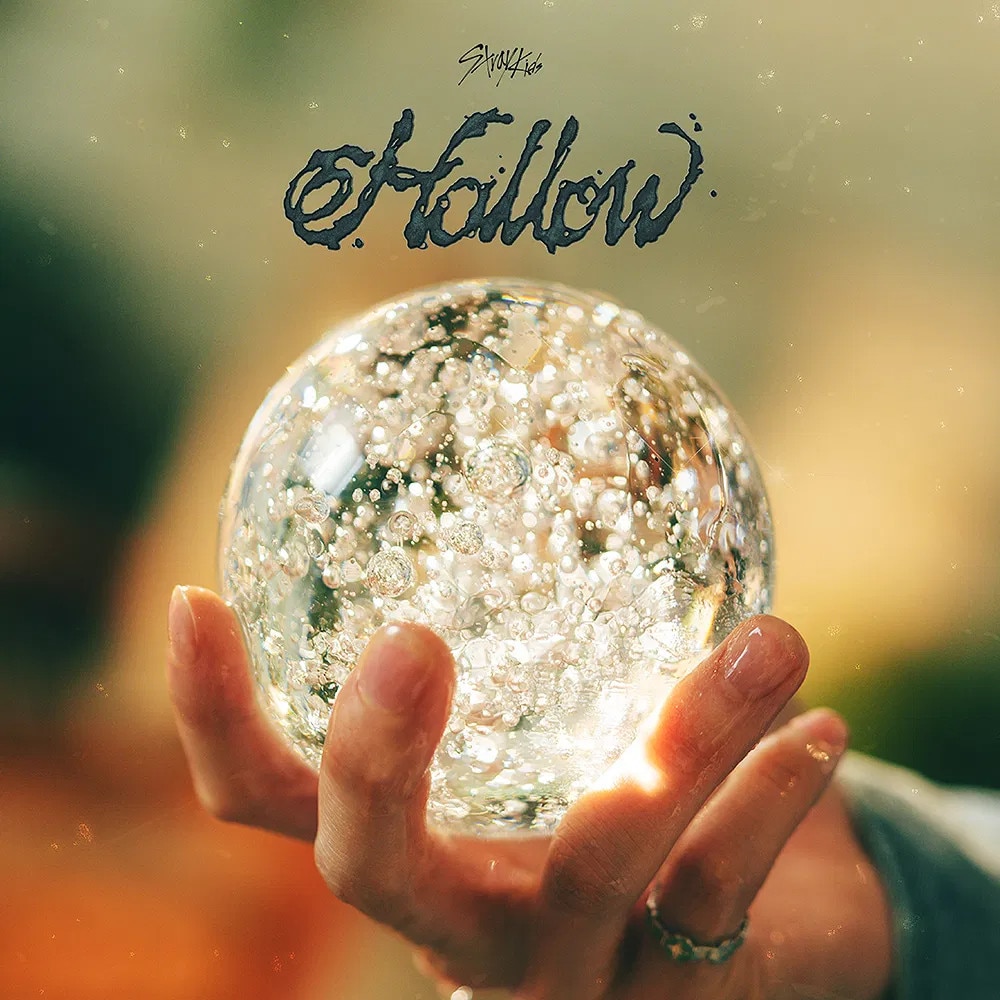 K-POP・アジア Stray Kids LIMITED A HOLLOW X 10 Stray Kids: Hollow (versiune japoneza), CD - eMAG.ro