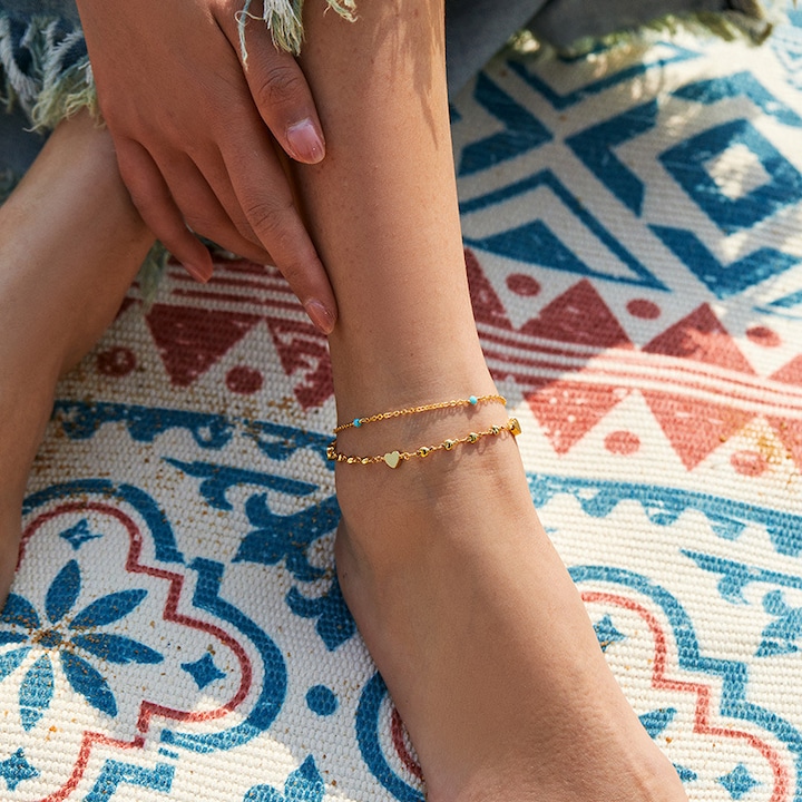 Bratara de Picior pentru Glezna, Bratara de Picior Dublu Lant din Alama Electroplacata cu Aur de 18K cu Inimioare si Pietre Albastre - Design Elegant si Vivid, Stil Minimalist, 21.5cm+6cm