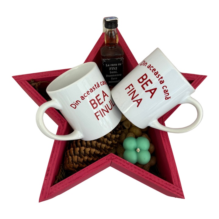 Set cadou personalizat, 2 căni cu mesaj, sticlă mini, lumânare decorativă, cutie din lemn în formă de stea