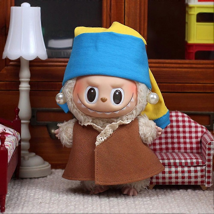 Set de haine pentru papusi, Labubu, salopeta stilata, palarie de pescar, multicolor