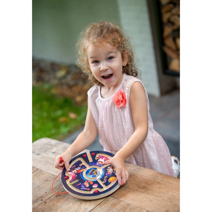 Логическа игра и игра на умения - Магнитен лабиринт с космически топки