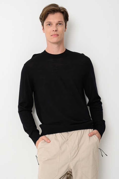 United Colors of Benetton, Szűk fazonú finomkötött gyapjúpulóver, Fekete