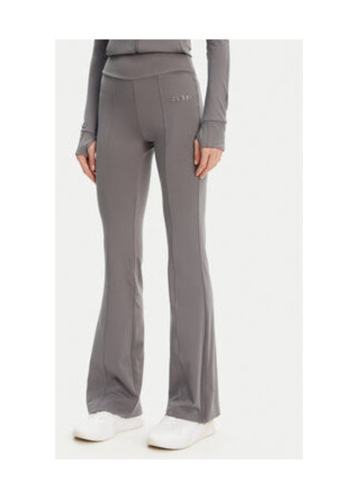 Pantaloni de trening cu croiala evazata, talie inalta si logo metalic discret, XS INTL