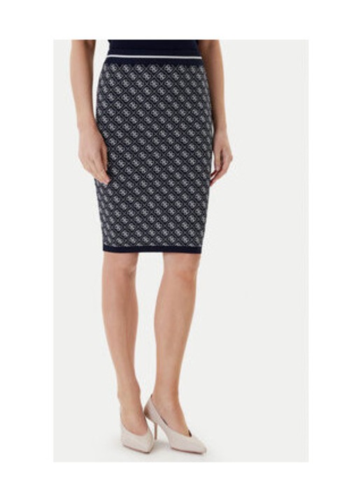 Fusta-creion cu model