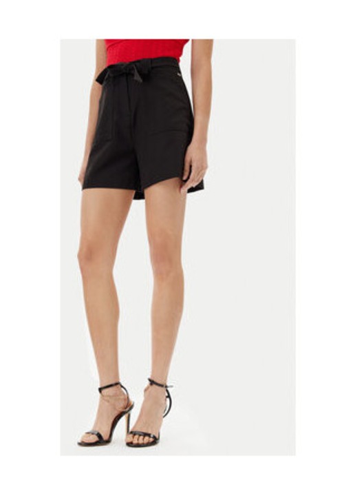 Pantaloni scurti cu talie inalta