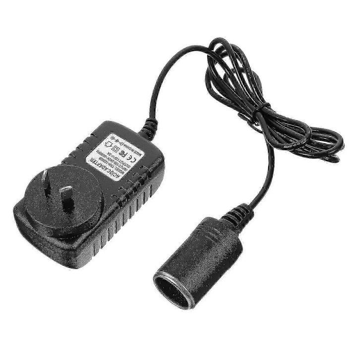 Autós inverter, 100-240V-ról 12V-ra, fekete, 8,50x6,00x4,50cm, AU adapterkészlet