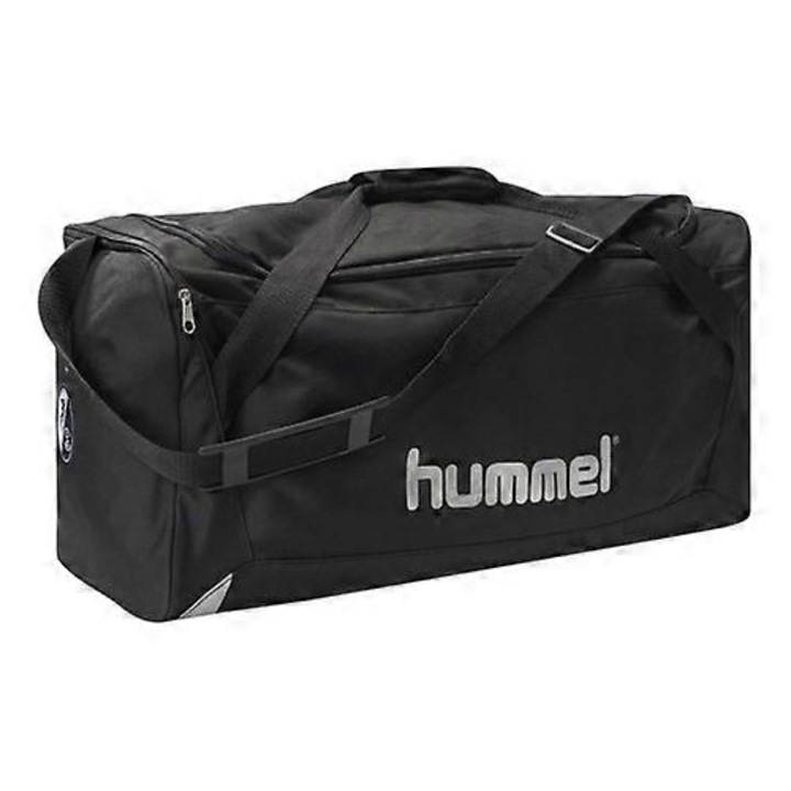 Hummel Core sporttáska, 100% poliészterből, kontrasztos részletekkel, állítható pánttal, stabilizált méretekkel.