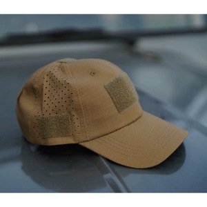 Sepci si caciuli barbati