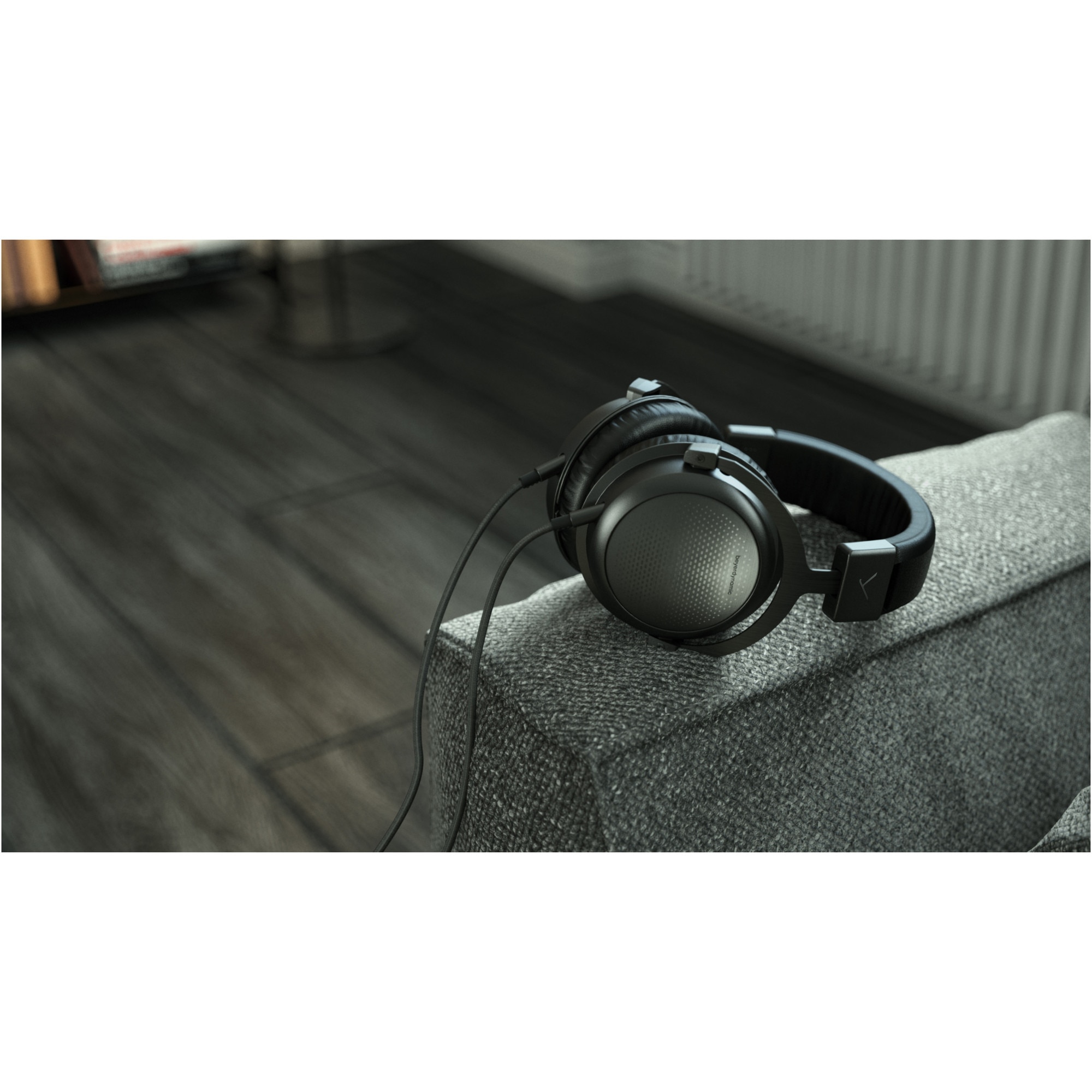 Casti Over-Ear Beyerdynamic T5 3rd generation, Cu Fir, Hi-Res Audio, Tesla Technology, Black
