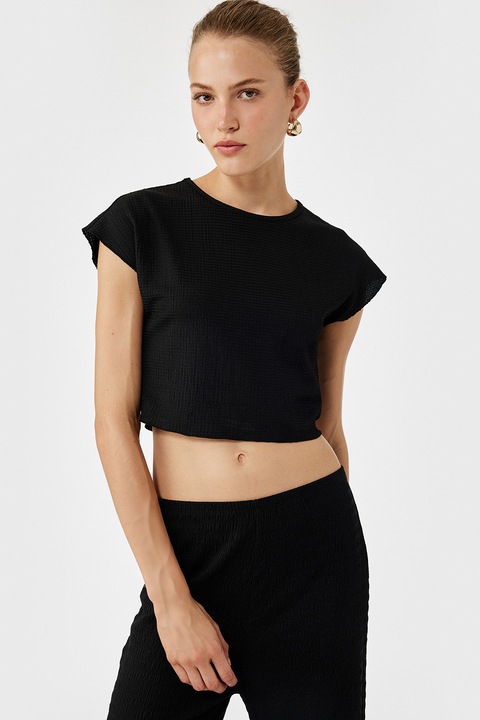 KOTON, Tricou crop cu decolteu la baza gatului, Negru