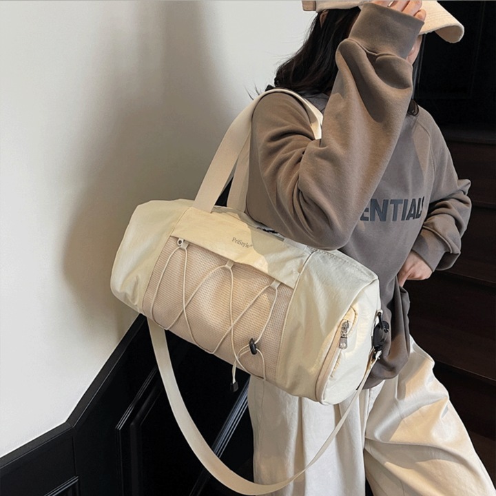 Унисекс чанта за спорт, фитнес или пътуване, с регулируема презрамка и множество отделения, включително специален джоб за обувки, 22 см x 41 см x 21 см, бяла, PriStyle®