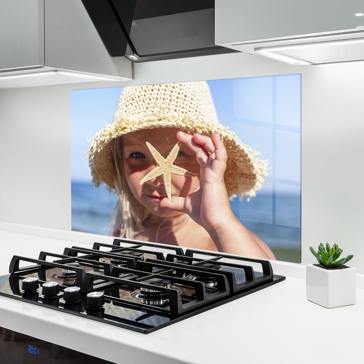 ARTHUB, Konyhai üveg hátfal 80x120 cm, 4 mm edzett, Védő gáz­tűzhely, Fröccsenésgátló, Hőálló, tájképek, nyár, Starfish Girl