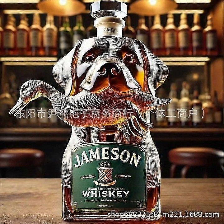 Декантерна бутилка за кучета, уникален дизайн, стъкло, 30x10 см