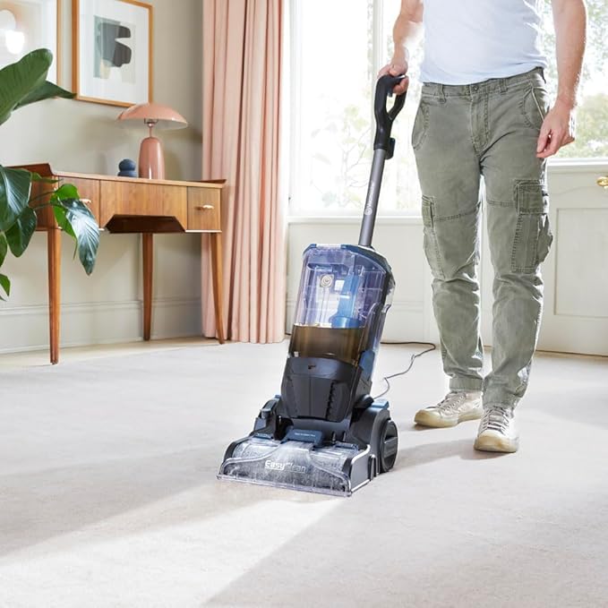 Aspirator pentru curatarea covoarelor Vacmaster CA0701EU. Indeparteaza murdaria si petele, Motor puternic de 750 W, Rezervor cu capacitate de 3, 2 L