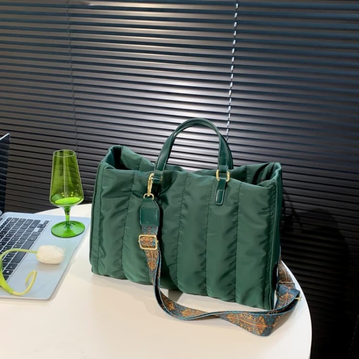 WNANNAN noi nylon vaszon crossbody taska, negy szinben, Crossbody Nylon, Élénkzöld, One-Size