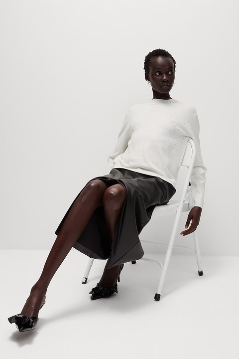 Marks & Spencer, Pulover cu decolteu la baza gatului si strasuri, Alb murdar/Argintiu