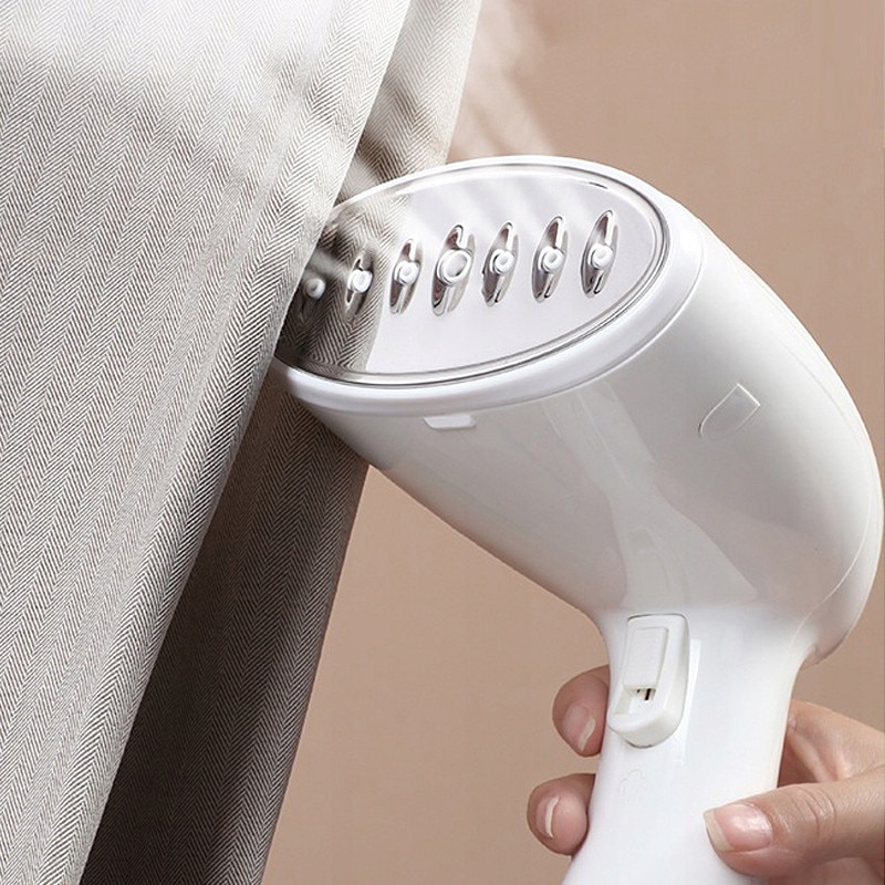Parownica cu abur XO, 1500W, 330ml, alb, 28x14cm, set cu perie