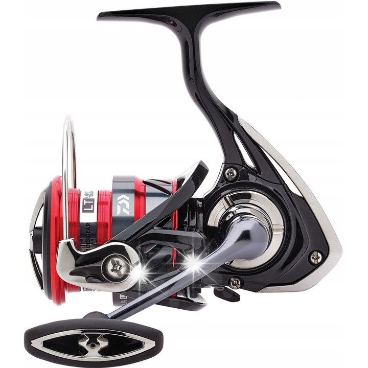 Макара Daiwa Ninja LT 3000-C, 4 лагера, 250 г, 0.23 мм/150 м