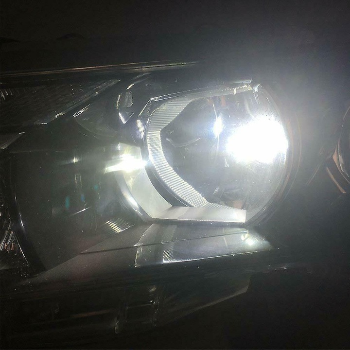 2 db LED fényszóró izzó készlet HB3 80W 8000LM 6000K fehér