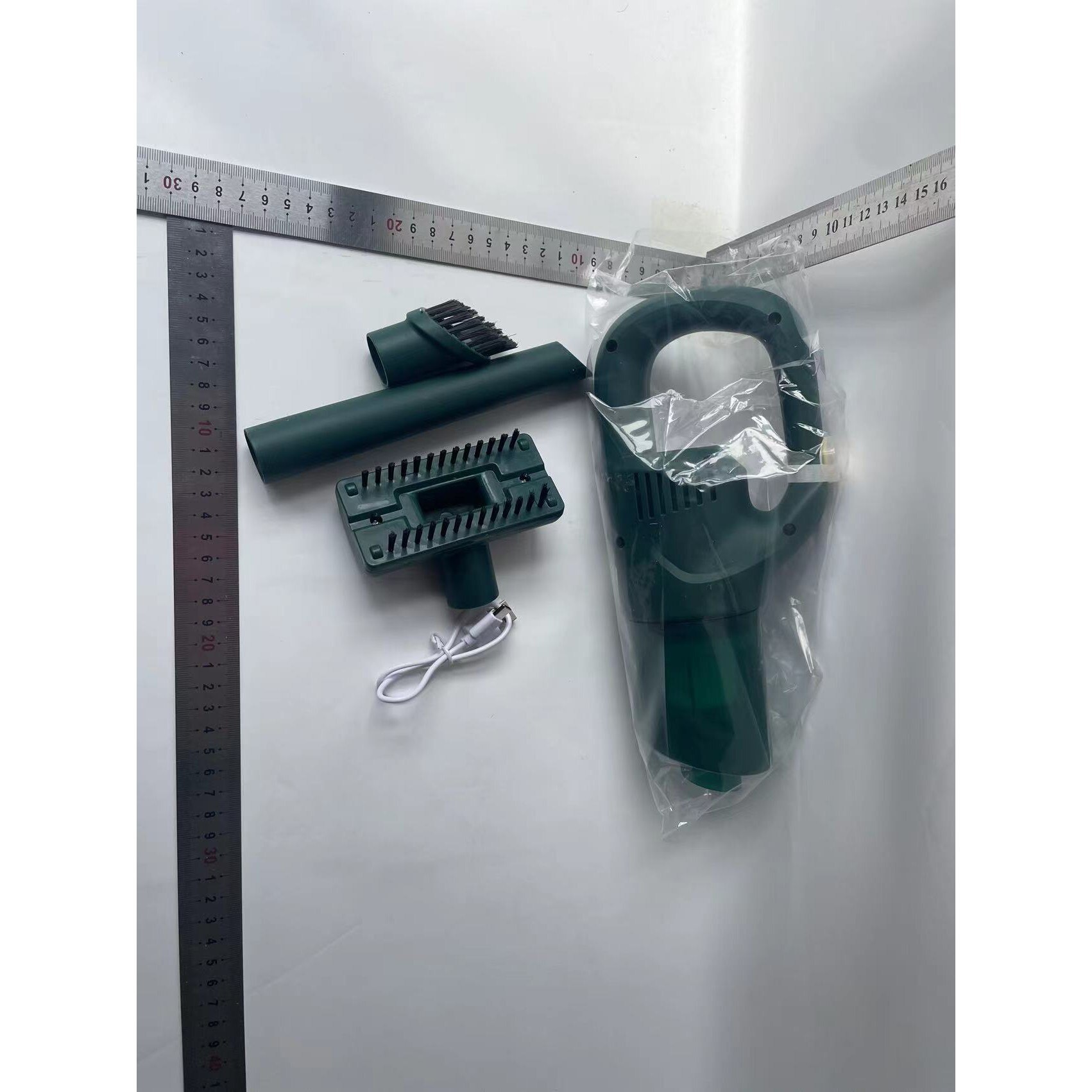 Aspirator portabil wireless, verde. 45 min autonomie, ideal casa & masina