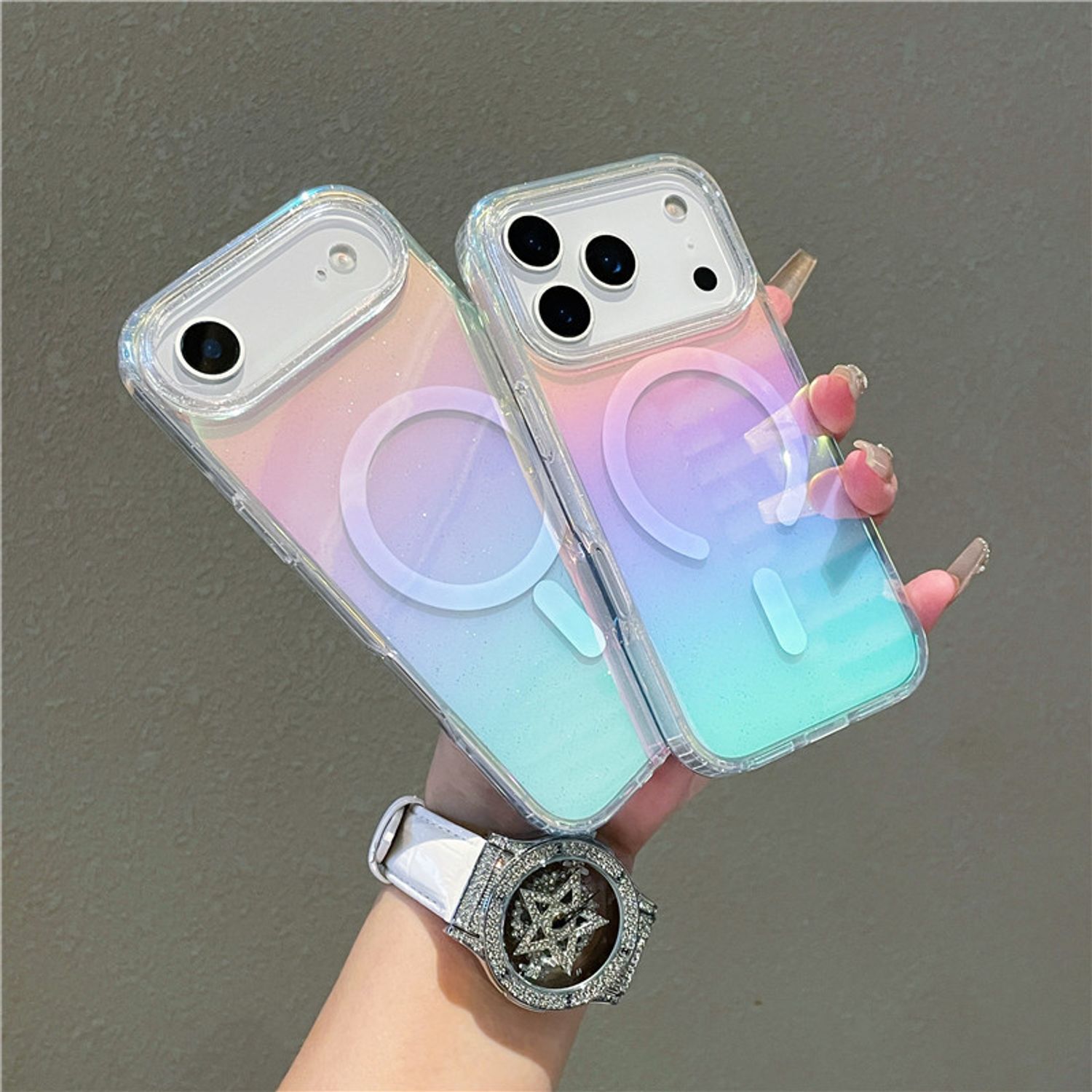 Husa pentru Apple iPhone 17 Pro, Suporta Incarcare Wireless, Magsafe, Rezistenta la Zgarieturi, Sclipici, Transparent/Multicolor