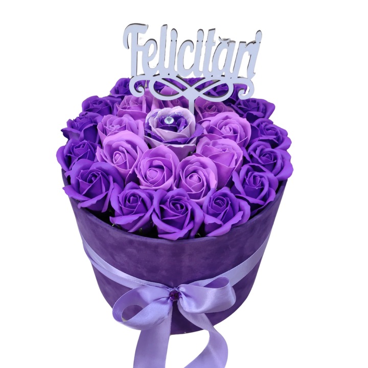 Aranjament floral in cutie catifelata mov - decorata cu trandafiri de sapun mov, cu topper decorativ, diametru si inaltime 25 cm, v2
