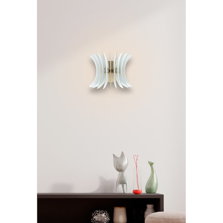 Aplica elegantă albă, carcasă din MDF (3 mm), lampă tip aripă, 20x28x20 cm, soclu E27 Max 40W | Perfectă pentru decor modern al casei și iluminat ambiental