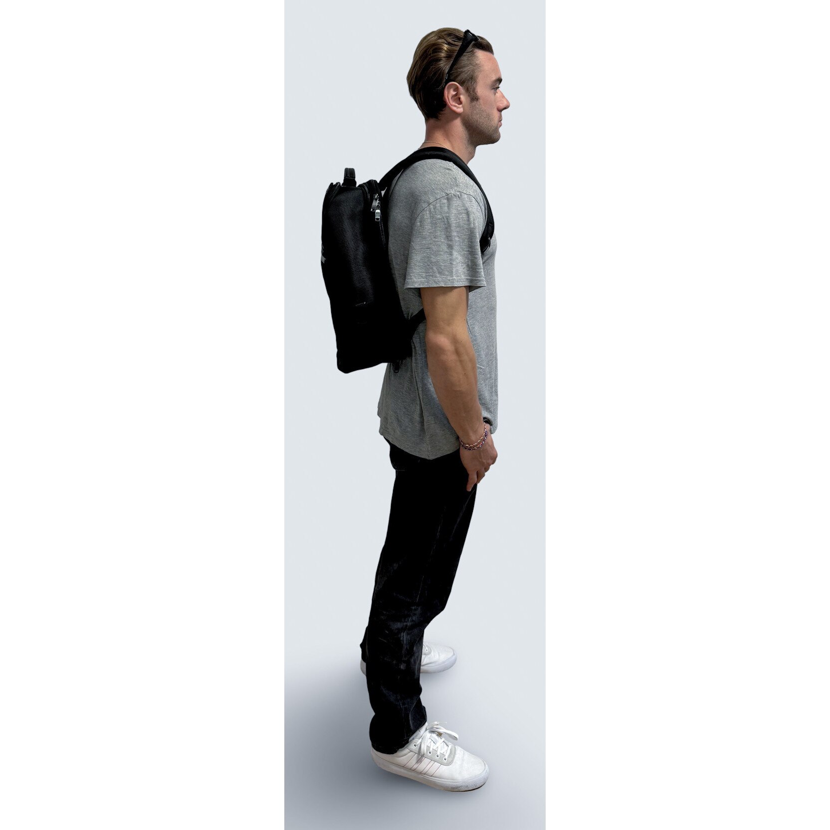 Rucsac business Gent pentru laptop 15.6", deschidere 180°, USB si USB-C, negru, 22 l