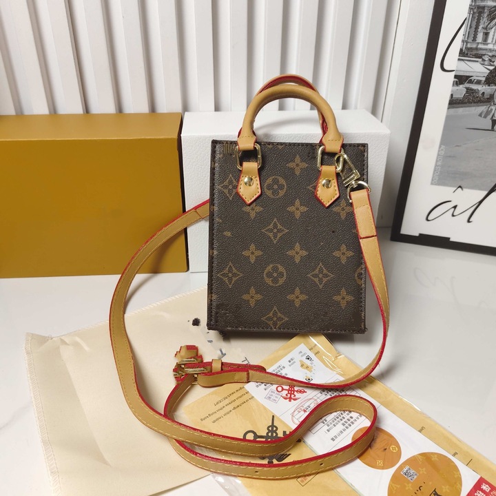 Geantă femei caramel, blană artificială, design minimal, dimensiune universală