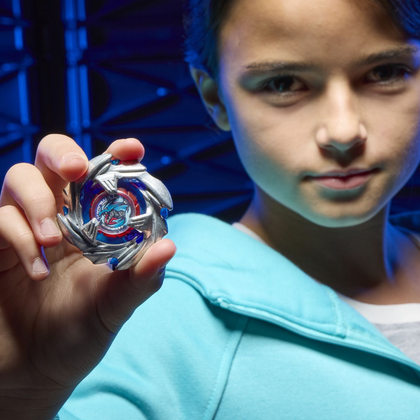 Jucarie Beyblade X Sinister Spins - Cobalt Dragoon 2-60C, cu