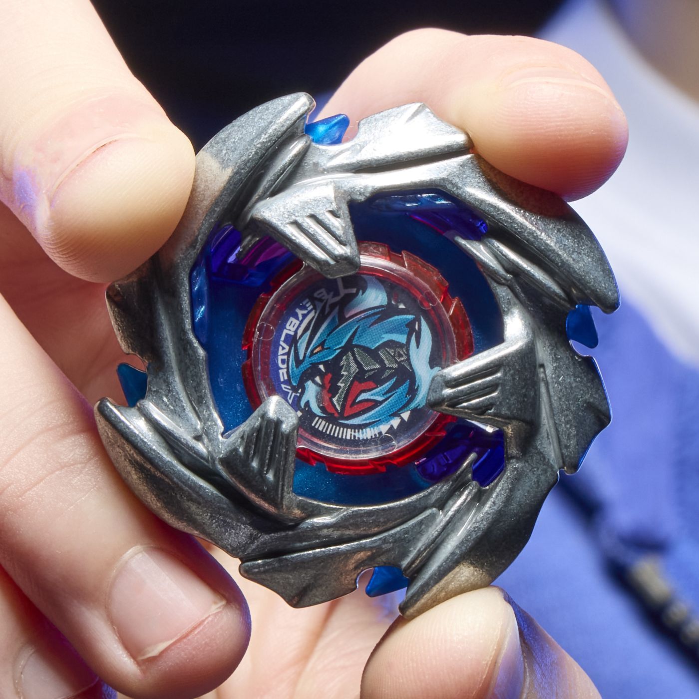 Jucarie Beyblade X Sinister Spins - Cobalt Dragoon 2-60C, cu