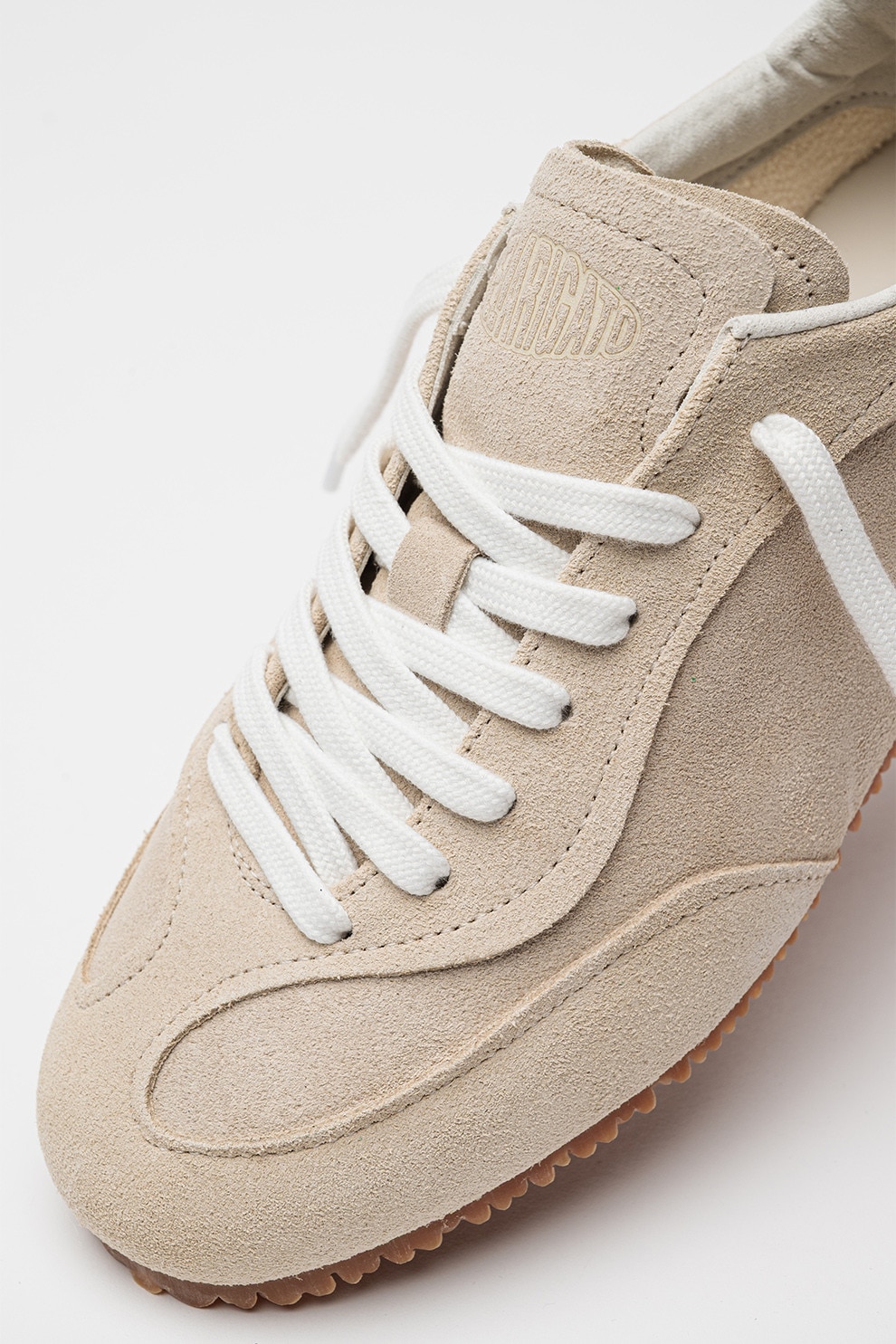 daidarosページ Axel Arigato, Pantofi sport din piele intoarsa Daze, Maro nisip