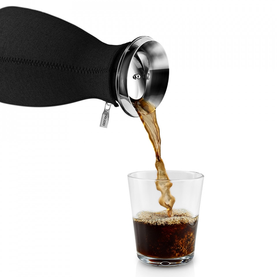 Cafetiera neagra din metal 1 L Cafesolo Eva Solo
