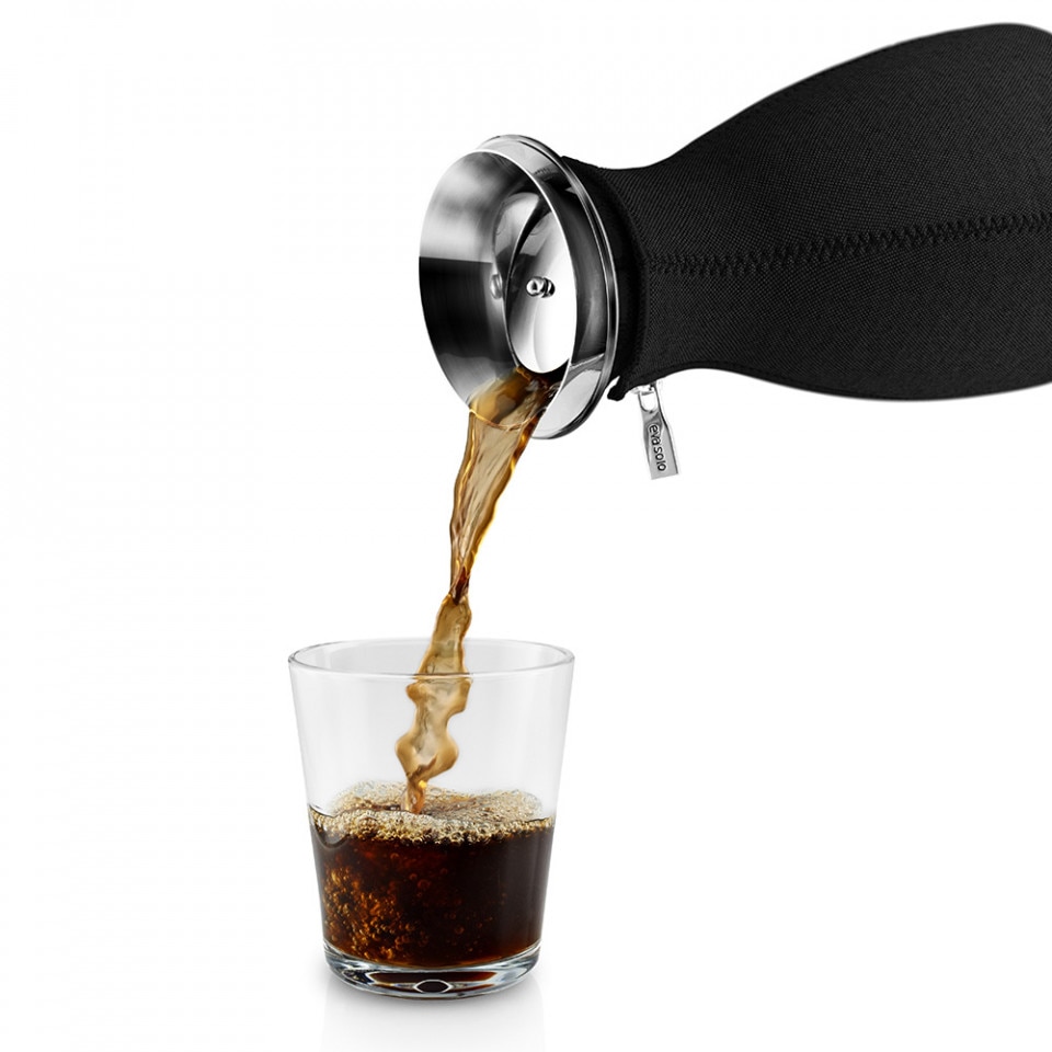 Cafetiera neagra din metal 1 L Cafesolo Eva Solo