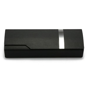 Accesorii pentru ochelari si lentile de contact