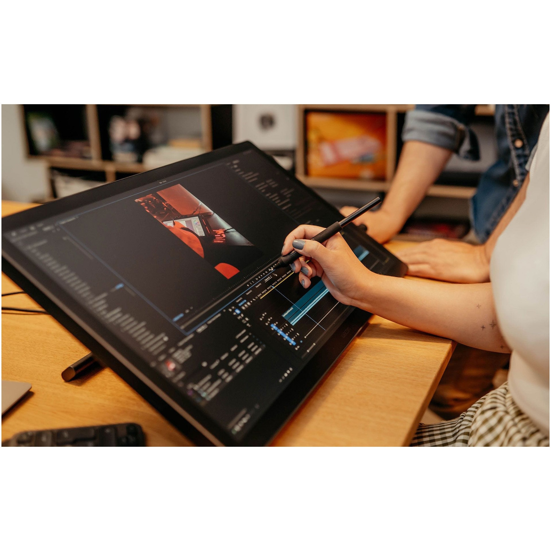 Tableta Grafica Wacom Wacom Cintiq 24 Pen [2025] - eMAG.ro