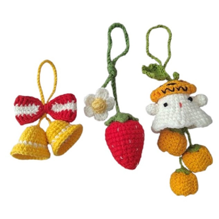 Horgolt kézikönyv, autó, kulcsok és lakásdekoráció felakasztására használható, puha anyagból és kifinomult formával