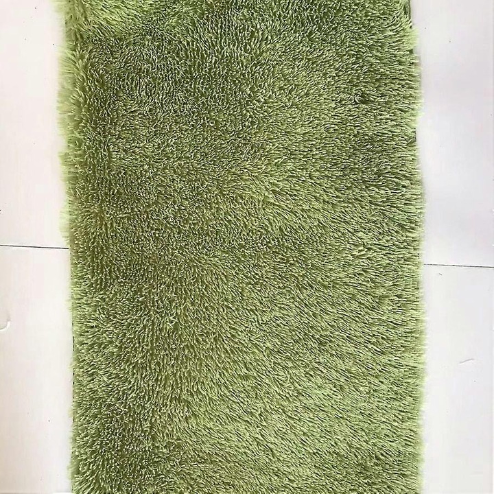 Полиестерни килими, Тревисто зелен цвят, 60x120см, комплект от 1 брой