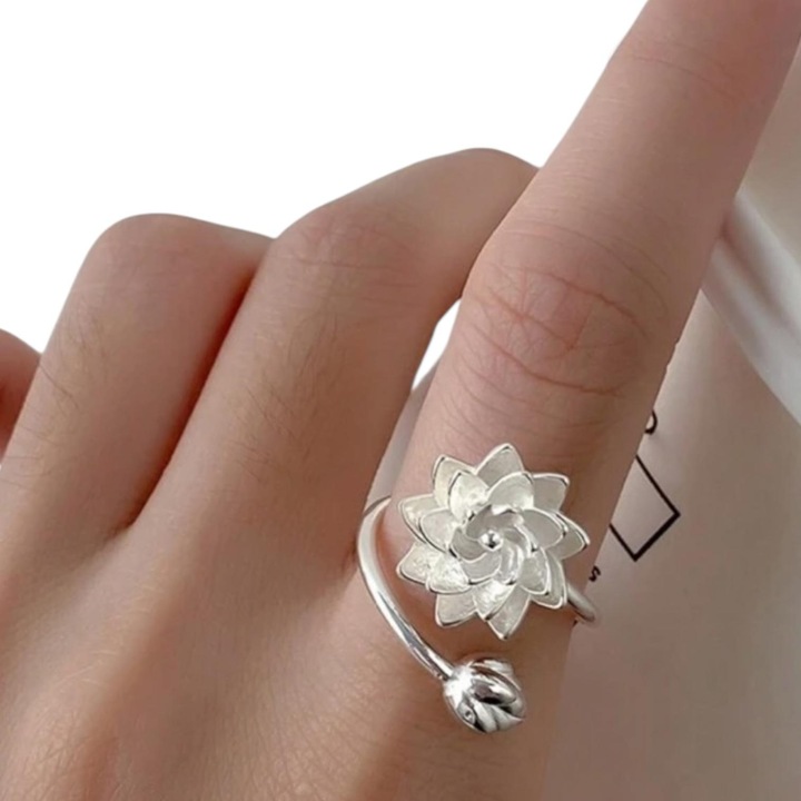 Inel casual, argintiu, cu floare, din aliaj, marime 8