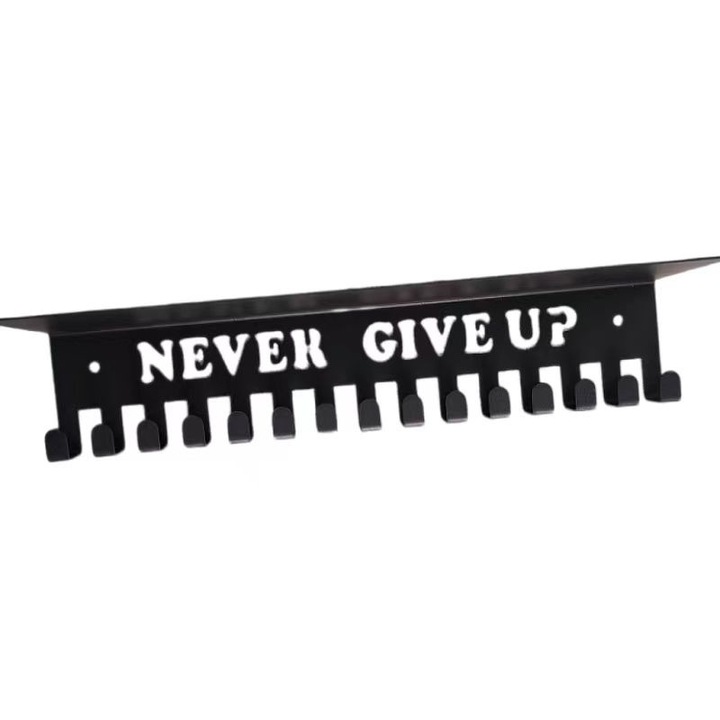 Suport medalii negru, montat pe perete, model Never Give Up