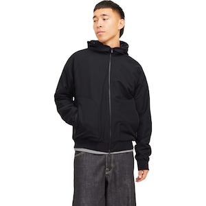 Jachete si geci sport barbati