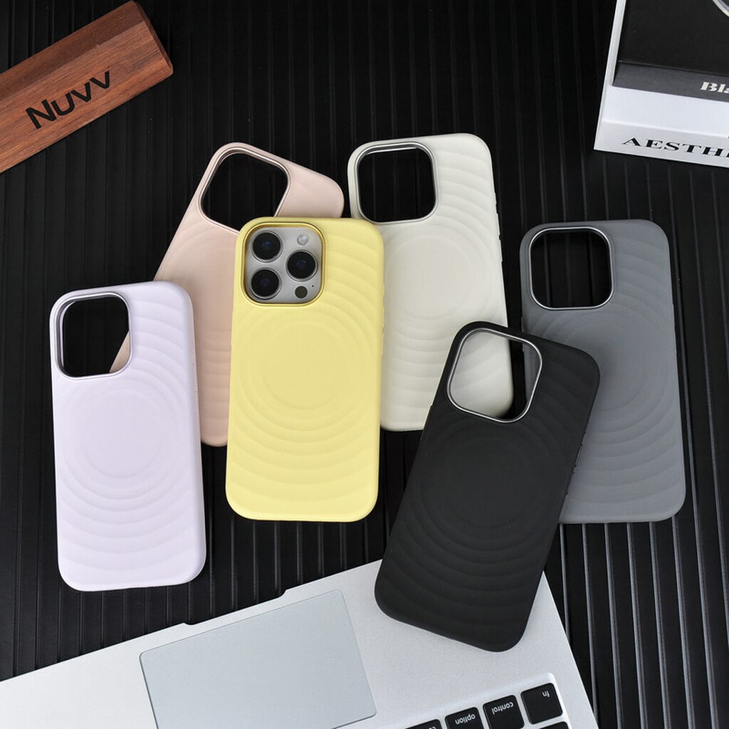 Husa de protectie, pentru Apple iPhone 16 Pro, incarcare MagSafe, protectie si aspect premium, model Wave Liquid Silicone, negru