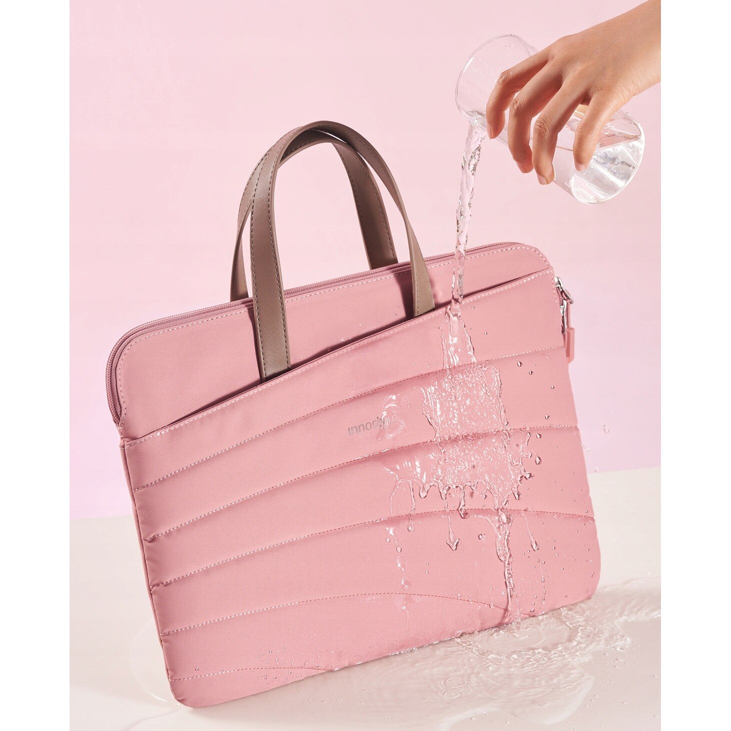 Geantă laptop Innostyle CarryLite Slim, waterproof, roz, 15.6x16 inch