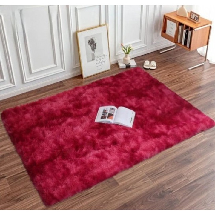 Covor Super Pufos, 150x200cm, Material Fluffy, pentru Orice Tip de Camera, Rosu